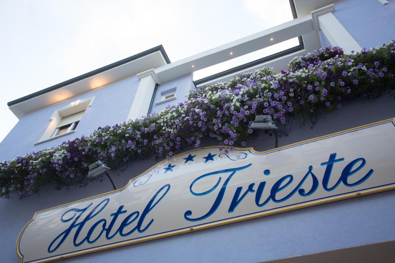 Hotel Trieste Cesenatico Esterno foto